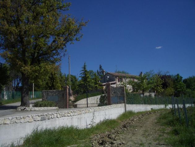 Casa di lusso con piscina in campagna tra Rimini e San Marino